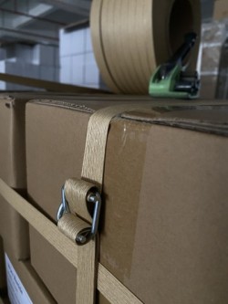 Sliced Paper Strap